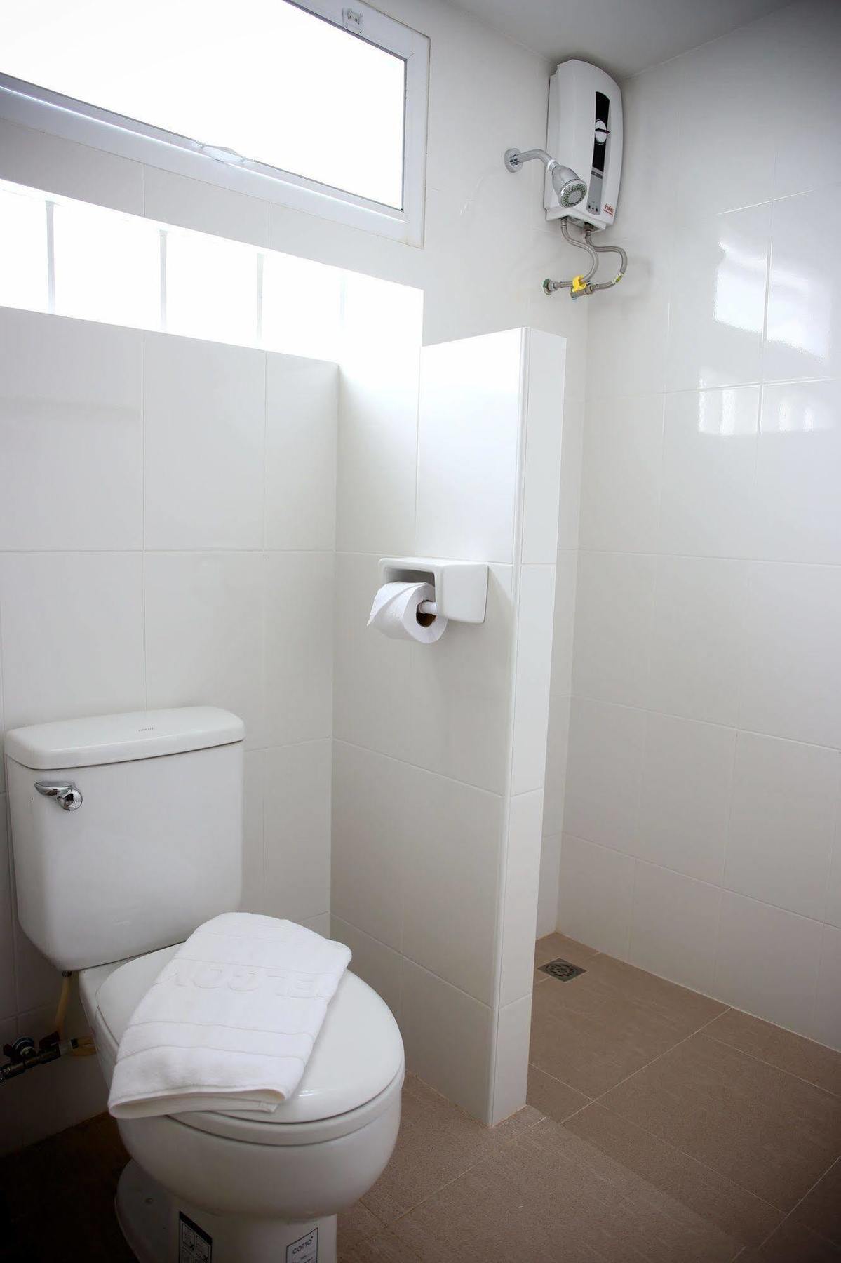 Sunshine Hostel HHQ Zewnętrze zdjęcie