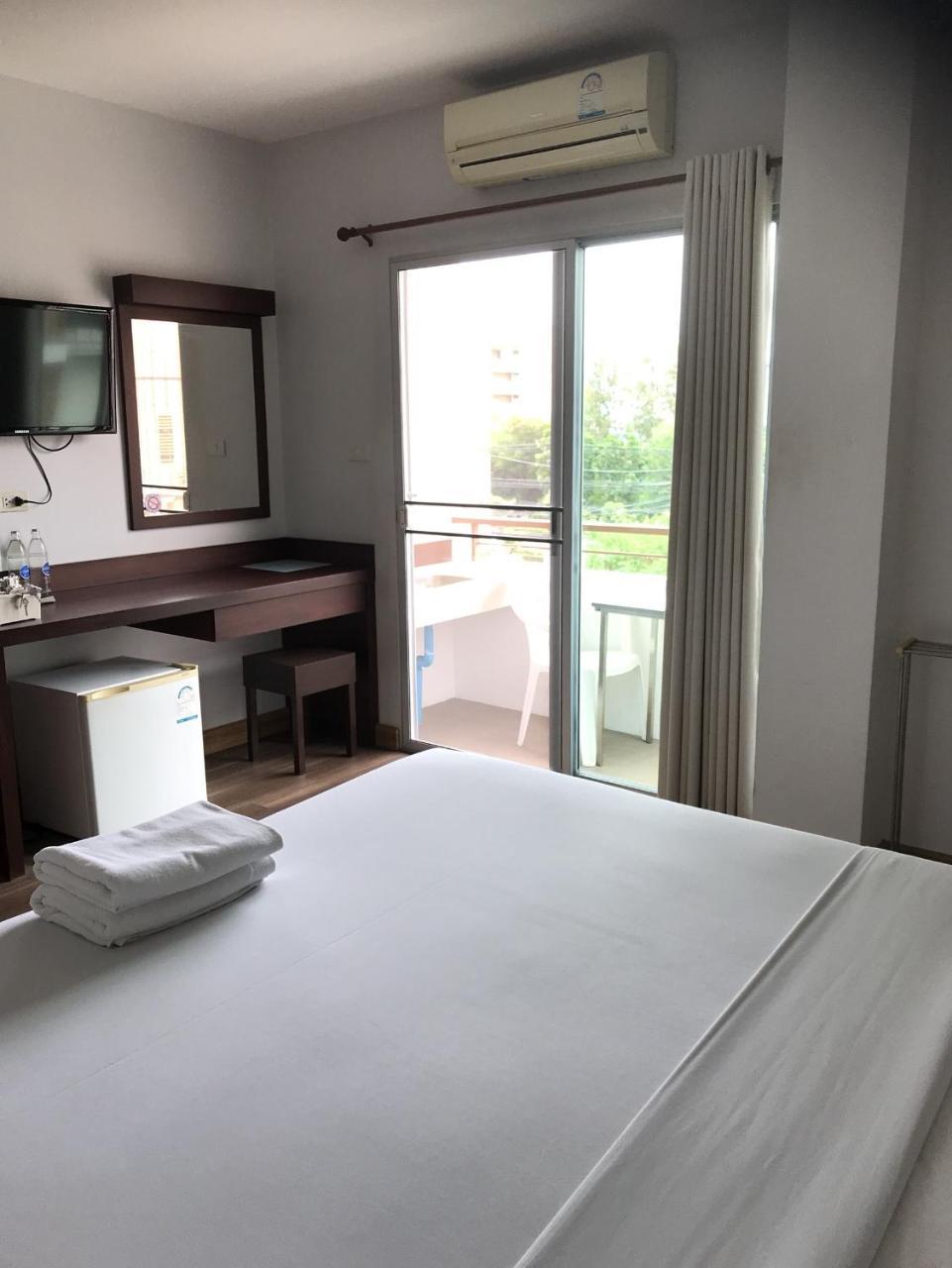 Sunshine Hostel HHQ Zewnętrze zdjęcie